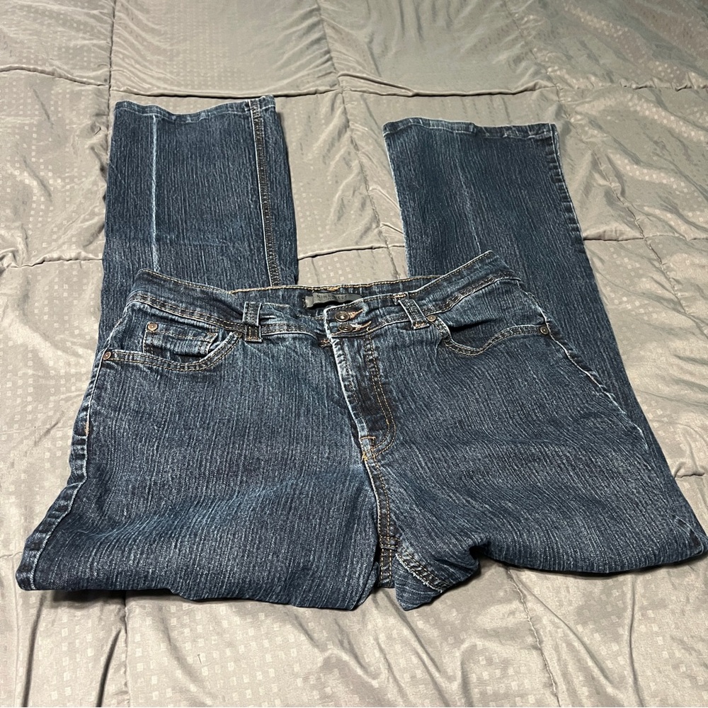 nine west jeans darkish blue slight flare womens size 12